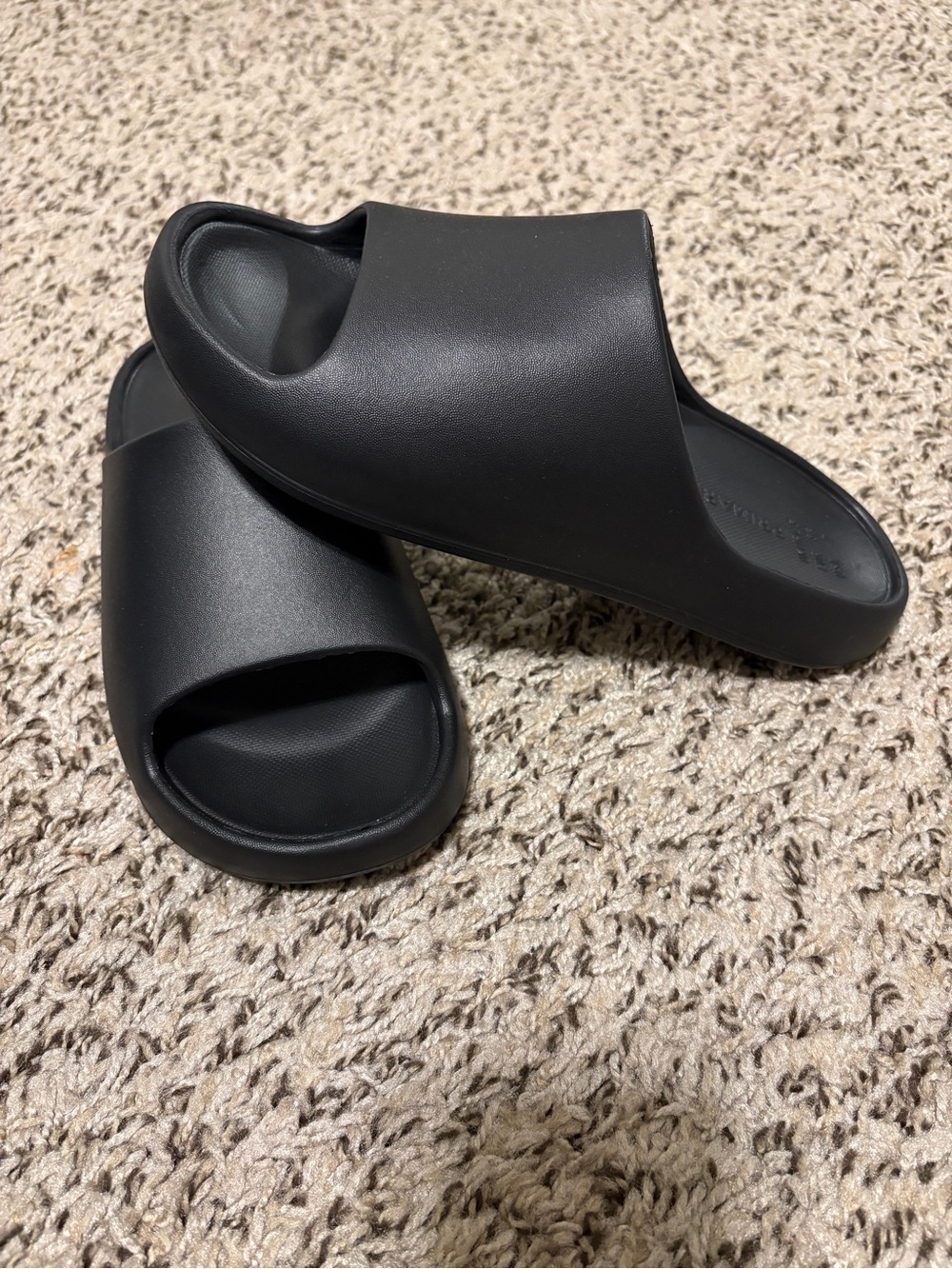Black Pool Slide Sandals * US 7